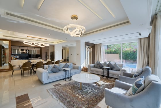 Prestigious 5 BR Villa with Golf Course View, picture 10