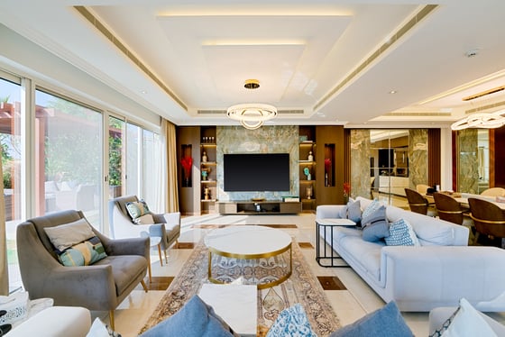 Prestigious 5 BR Villa with Golf Course View, picture 11