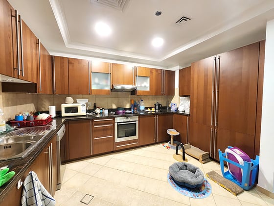 Gorgeous Three Bedroom Townhouse In Golden Mile | Rare Type, picture 11