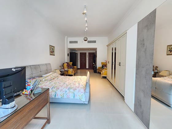 Gorgeous Three Bedroom Townhouse In Golden Mile | Rare Type, picture 14