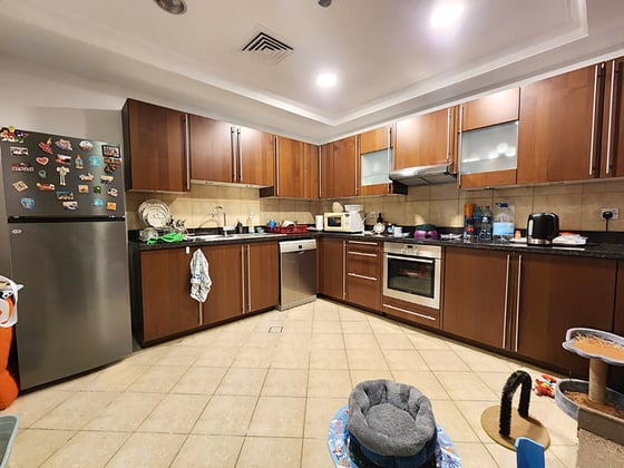 Gorgeous Three Bedroom Townhouse In Golden Mile | Rare Type, picture 10