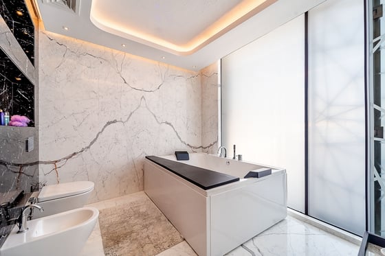 Custom Built Villa | Ample Space | Billionaire Row, picture 26