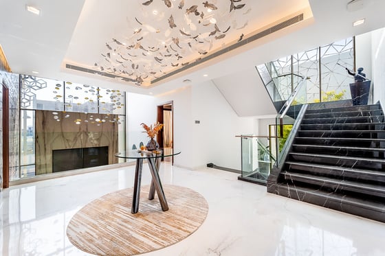 Custom Built Villa | Ample Space | Billionaire Row, picture 13