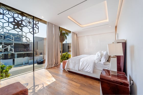 Custom Built Villa | Ample Space | Billionaire Row, picture 44
