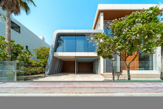 Custom Built Villa | Ample Space | Billionaire Row, picture 72