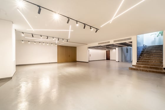 Custom Built Villa | Ample Space | Billionaire Row, picture 49