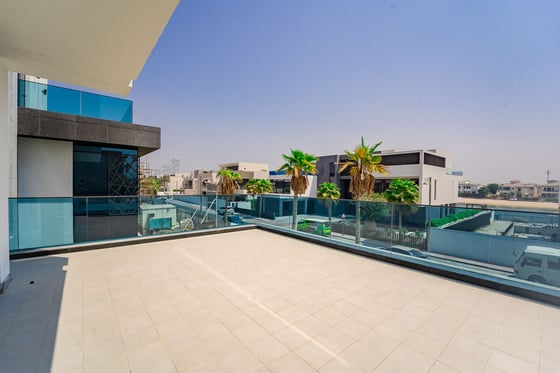 Direct Beach Access | Luxurious | Scenic Location, picture 46
