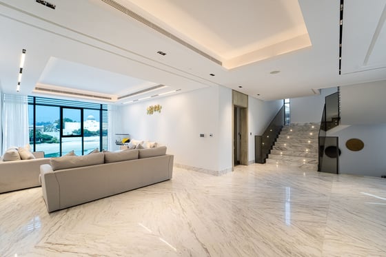 Direct Beach Access | Luxurious | Scenic Location, picture 15