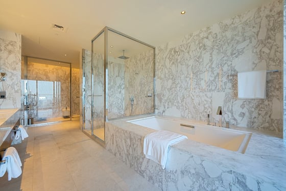 4BR Full Floor Penthouse | Burj and Fountain Views, picture 23