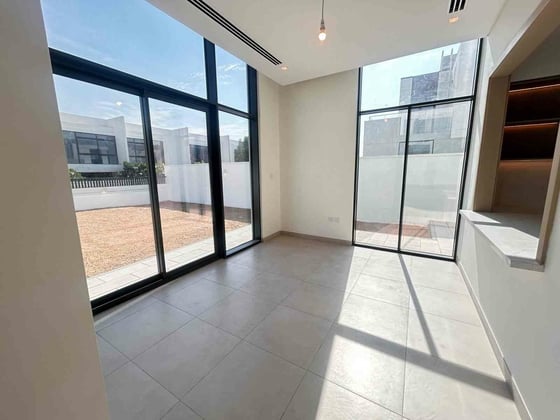 Best Priced | Close to Park | Type B | Brand New, picture 1