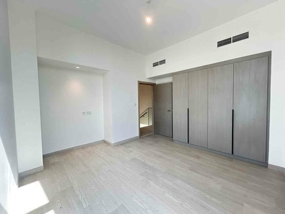 Best Priced | Close to Park | Type B | Brand New, picture 8