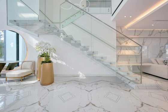 Modern 5 Bed Villa on Palm Jumeirah Dubai, picture 14