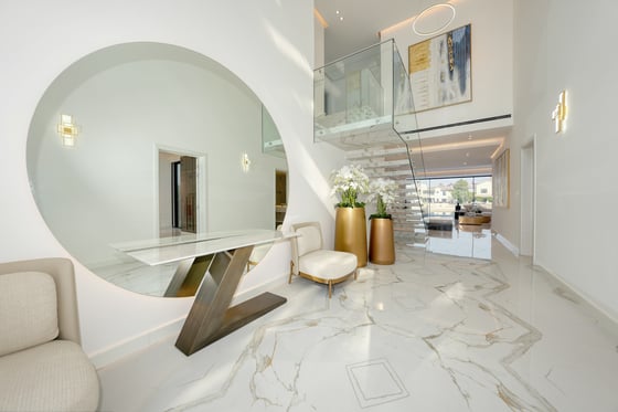 Modern 5 Bed Villa on Palm Jumeirah Dubai, picture 3