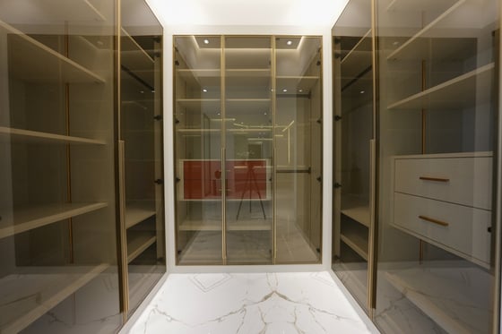 Modern 5 Bed Villa on Palm Jumeirah Dubai, picture 11