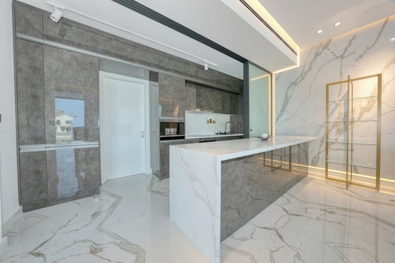 Modern 5 Bed Villa on Palm Jumeirah Dubai, picture 5