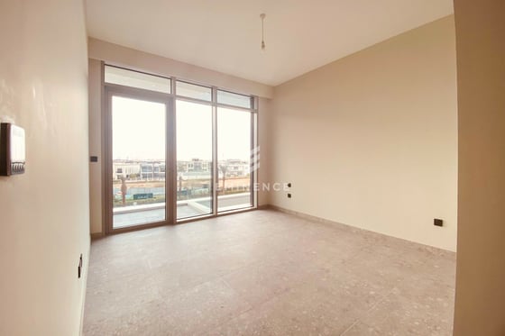 Unfurnished | Skyline Views | Vacant on 1st April, picture 10