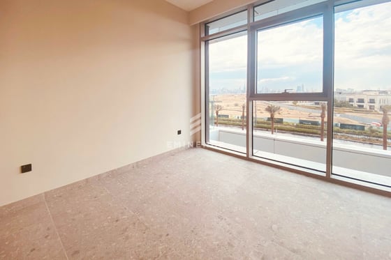 Unfurnished | Skyline Views | Vacant on 1st April, picture 8