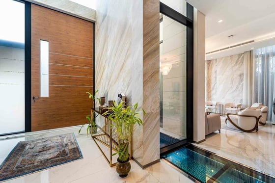 Ultra-Luxury Living | Furnished | Beach View, picture 18