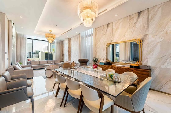 Ultra-Luxury Living | Furnished | Beach View, picture 9