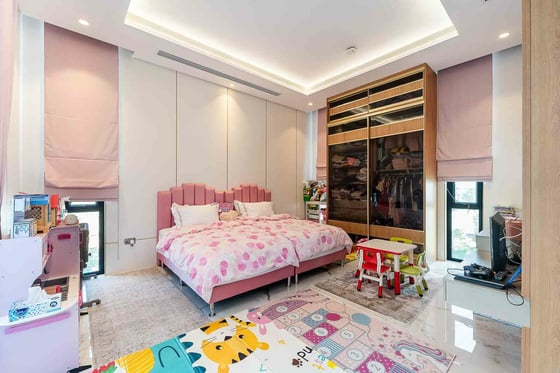Ultra-Luxury Living | Furnished | Beach View, picture 31