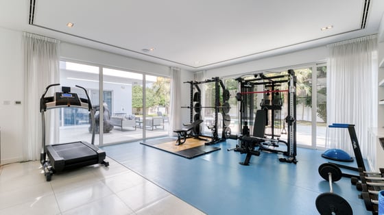Corner villa in Al Barari with private pool and garden, picture 33