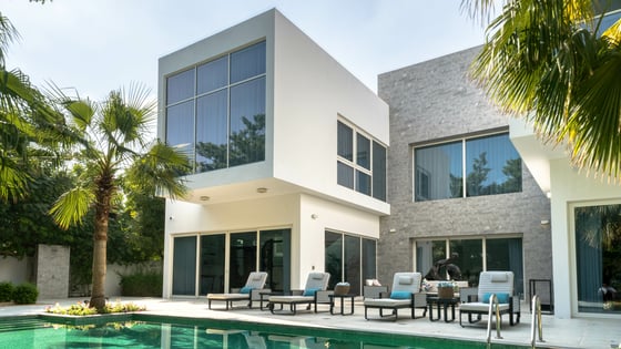 Corner villa in Al Barari with private pool and garden, picture 28