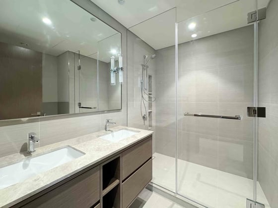 High Floor | Brand New | Boulevard View, picture 8