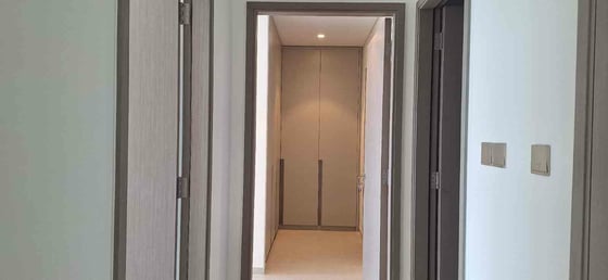 High Floor | Brand New | Boulevard View, picture 6