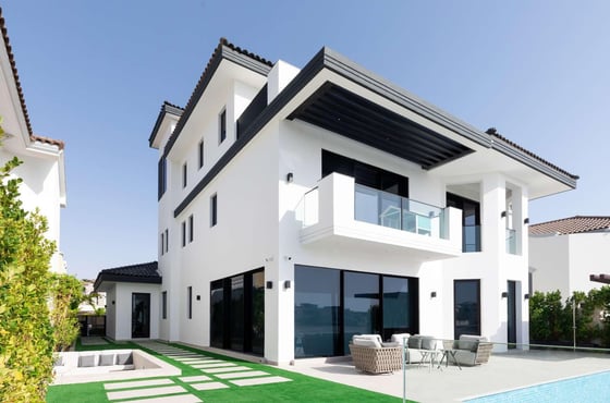 Modern 3 floors Beachfront Villa on Palm Jumeirah, picture 2