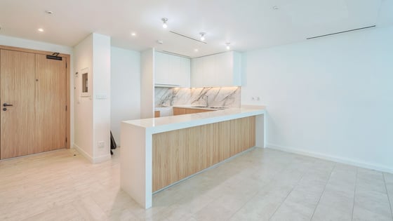 Luxurious apartment in JBR with panoramic sea view, picture 4