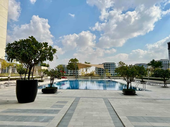 High Floor | Upgraded and Furnished | VOT, picture 15
