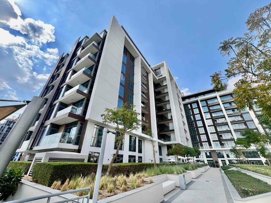 High Floor | Upgraded and Furnished | VOT, picture 17
