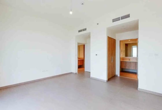 Vacant On Transfer | Fully Upgraded | Burj View , picture 10