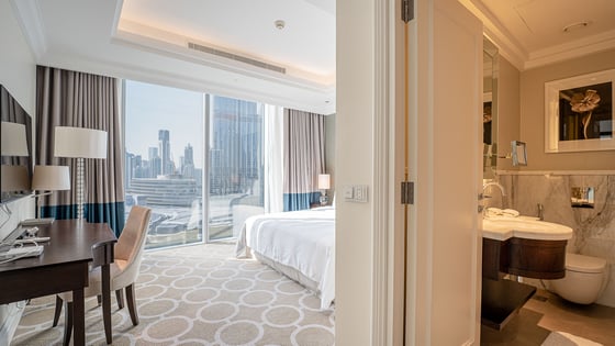 Largest layout with Burj Khalifa view in Downtown, picture 13