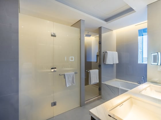 Luxury 3BR Apartment | Stunning Living | Burj View, picture 10