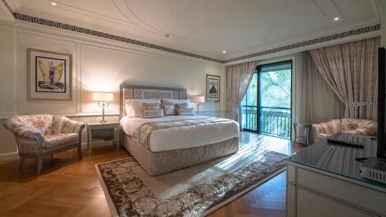 Lavish Waterfront Duplex by Versace, picture 19