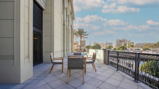 Lavish Waterfront Duplex by Versace, picture 11