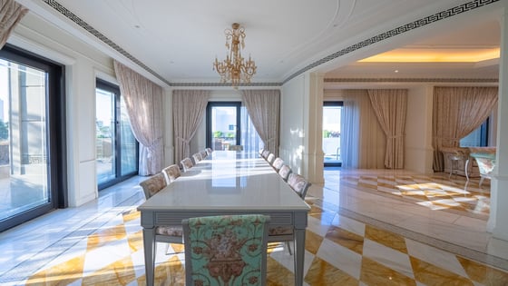 Lavish Waterfront Duplex by Versace, picture 7