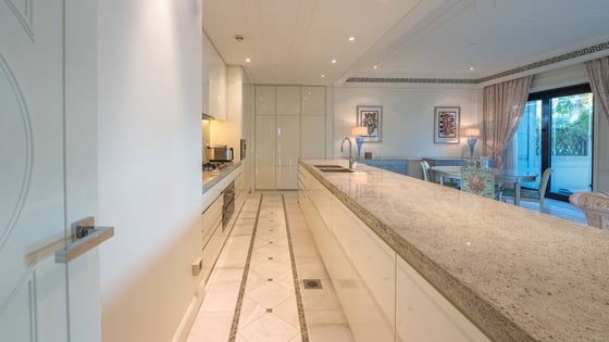 Lavish Waterfront Duplex by Versace, picture 10