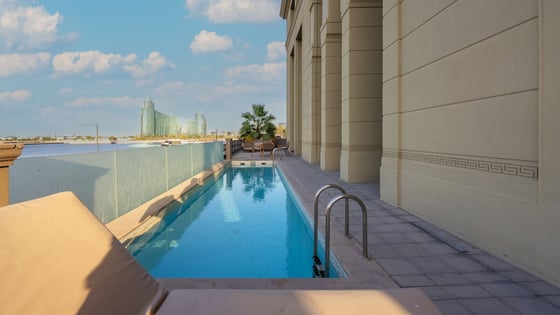 Lavish Waterfront Duplex by Versace, picture 30