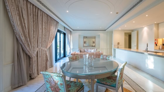 Lavish Waterfront Duplex by Versace, picture 8