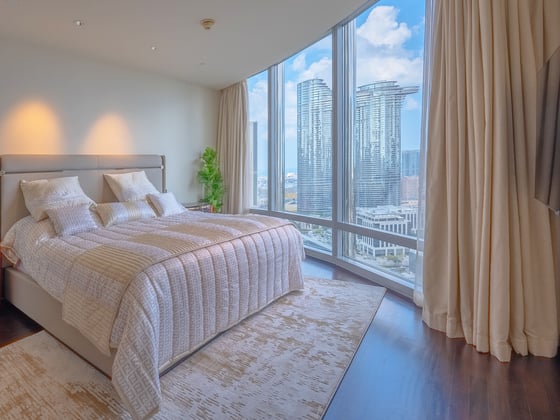 Iconic Downtown Living in the Burj Khalifa, picture 6