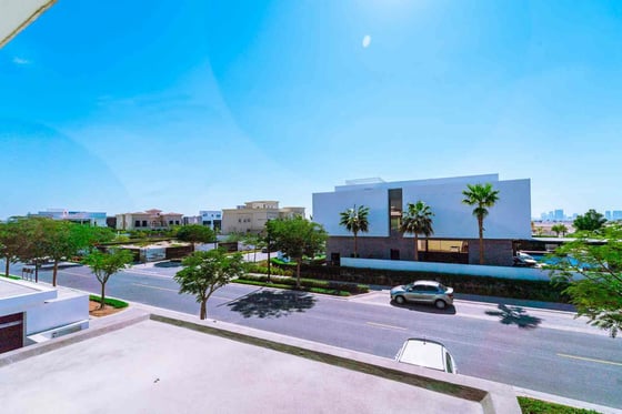 Vacant | Downtown Skyline and Golf Course View, picture 55