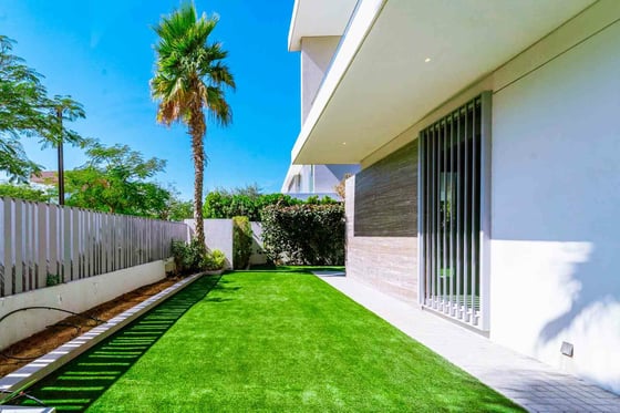 Vacant | Downtown Skyline and Golf Course View, picture 48