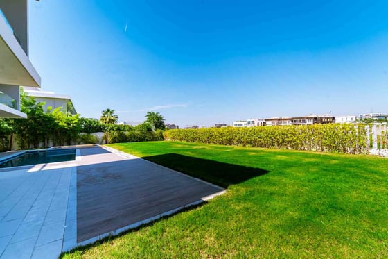 Vacant | Downtown Skyline and Golf Course View, picture 45
