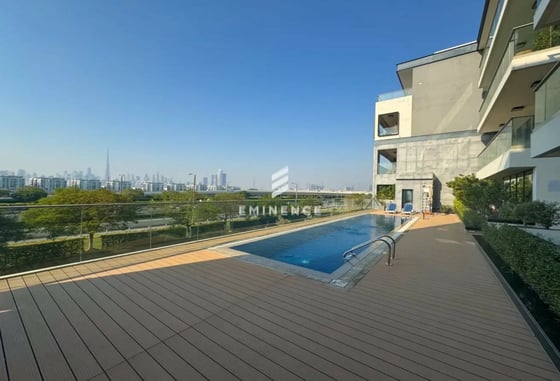 Spacious 3-Bed Penthouse | Skyline Views, picture 6