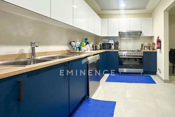 Spacious | 2Bed plus Storage I High Floor I Vacant, picture 8