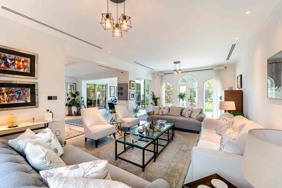 Luxurious | Fully Upgraded | Large Plot , picture 14