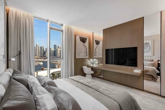 Ultra Luxury | 1 OF 1 | Brand New Ready to View, picture 11