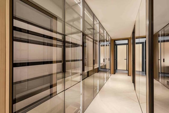 Ultra Luxury | 1 OF 1 | Brand New Ready to View, picture 16